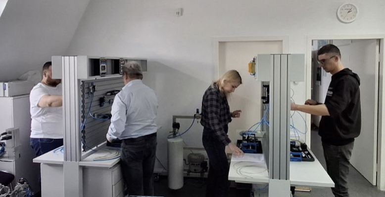 Навчання FESTO