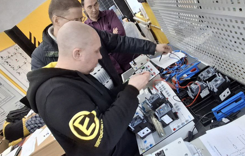 Навчання FESTO